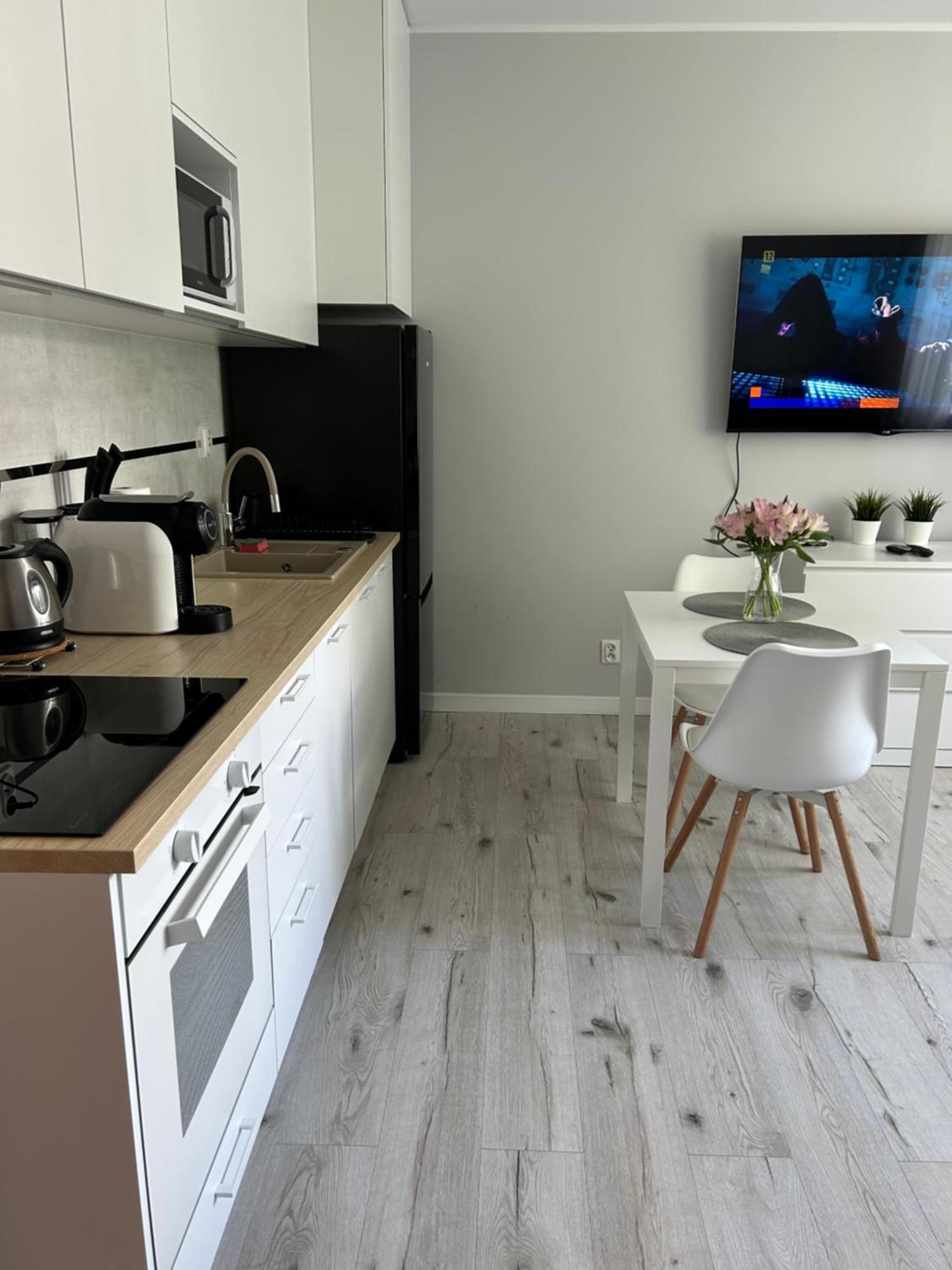 Apartament Na Dworcowej Centrum Parking Gratis วรอตซวาฟ ภายนอก รูปภาพ